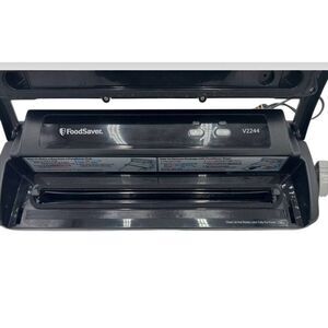 FoodSaver V2244 Vacuum Sealing System Food Sealing Machine and Vacuum Sealing Ba